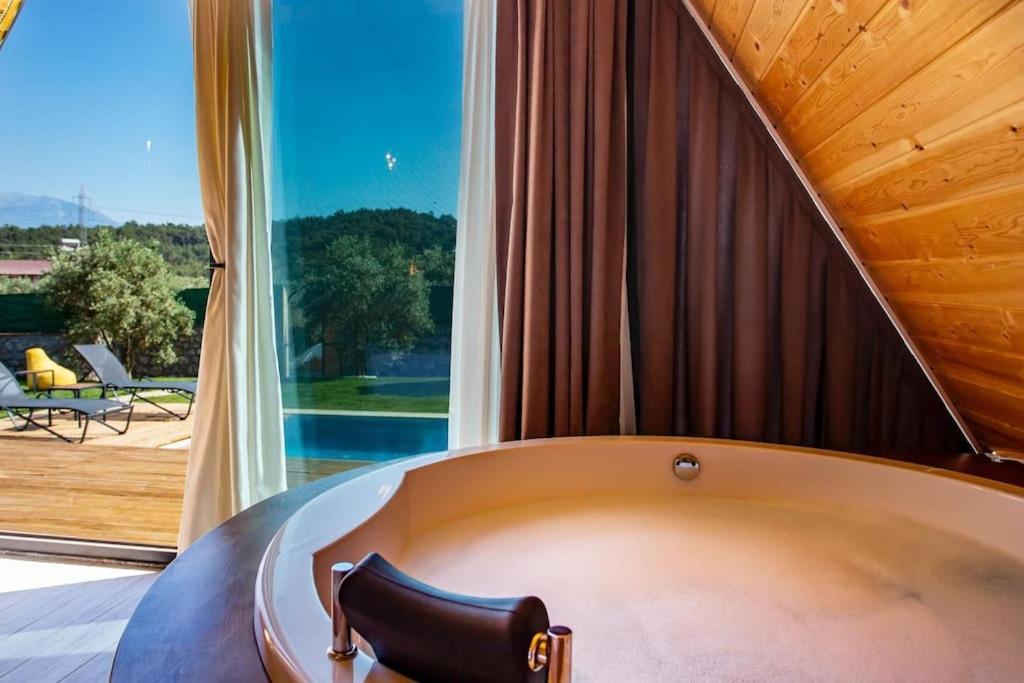 Villa Zeytin Havuzlu Jakuzili Фетие Екстериор снимка