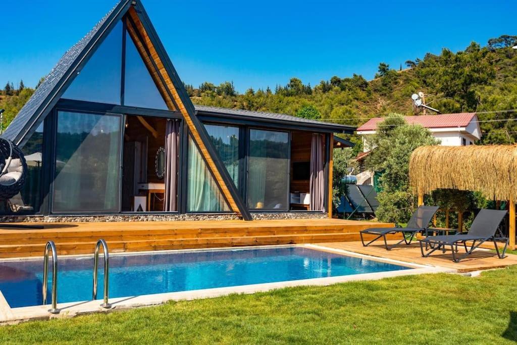 Villa Zeytin Havuzlu Jakuzili Фетие Екстериор снимка